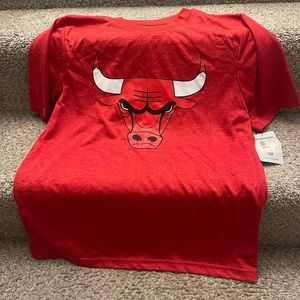 NBA Bulls red t-shirt brand new with tags youth size L 12/14